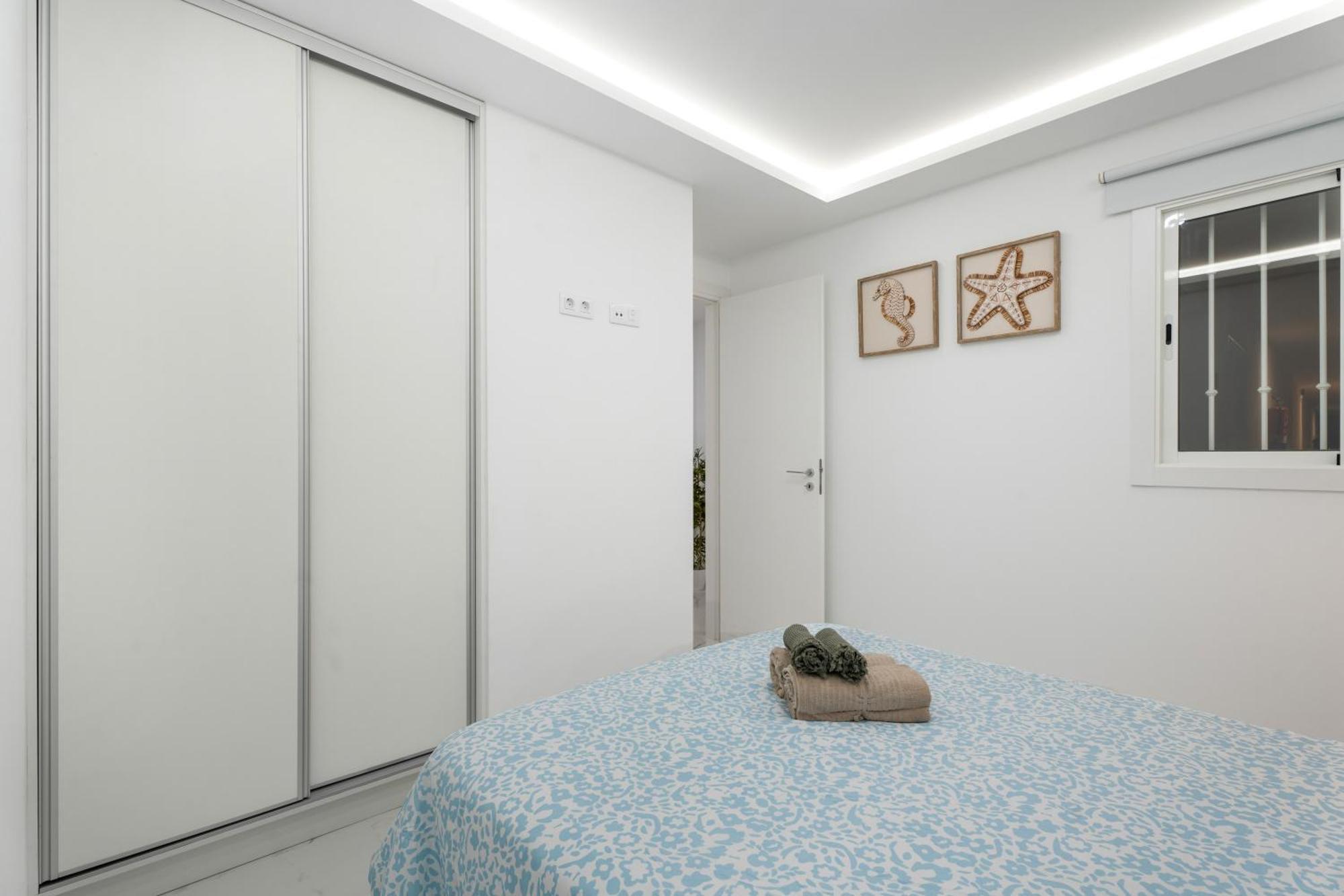 Granada Park Apartment Arona  Bagian luar foto