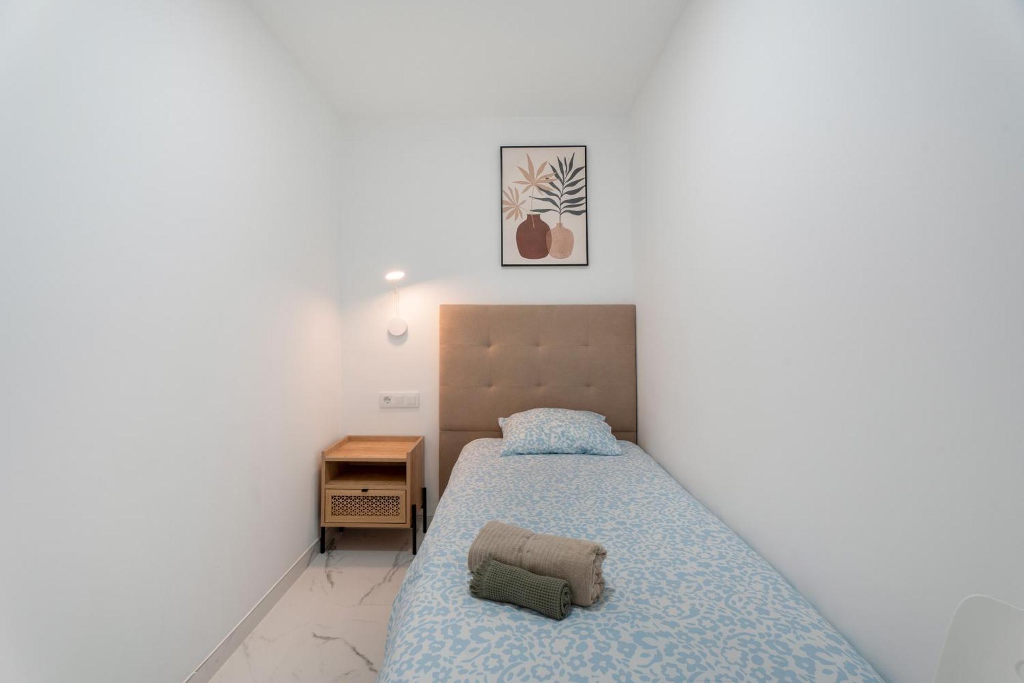 Granada Park Apartment Arona  Bagian luar foto